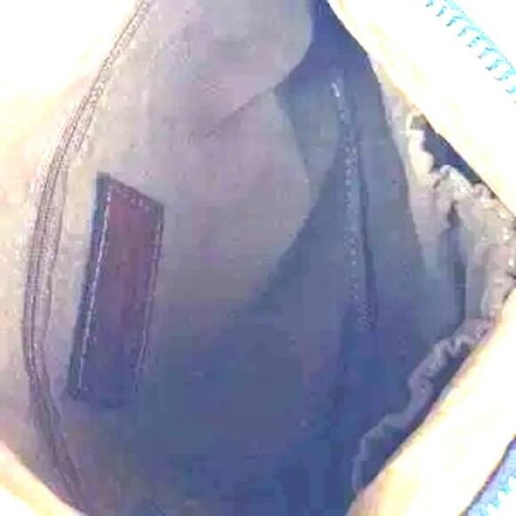 Patricia Nash Leather Wristlet Handbag     NWT - Picture 16 of 16